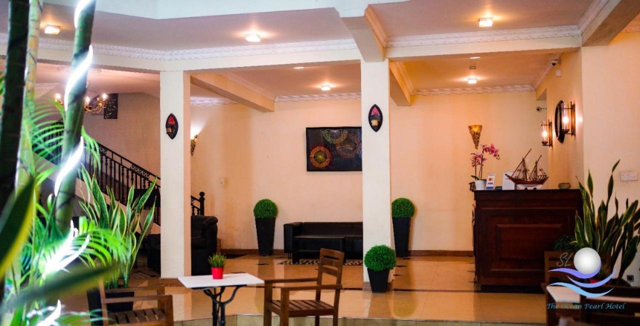 The Ocean Pearl Hotel Negombo Exterior photo